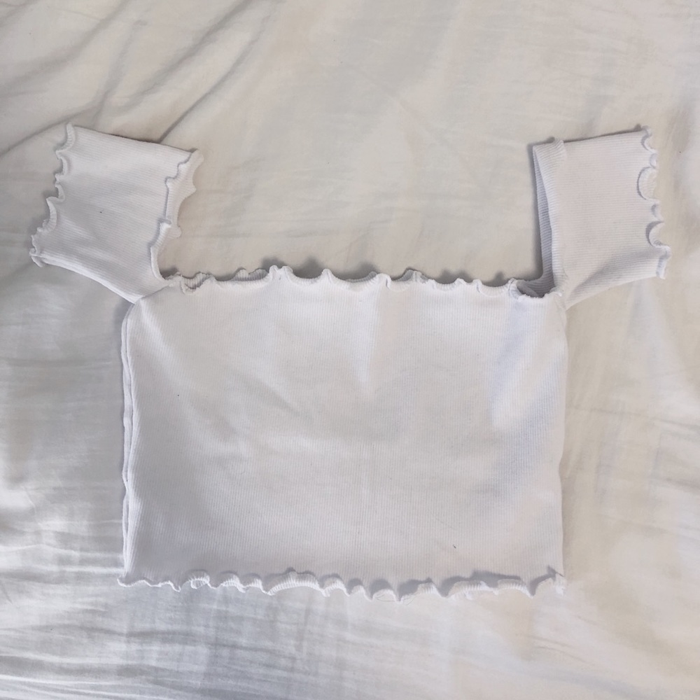 white lettuce edge top